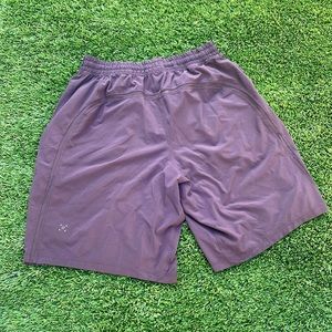 Lululemon Pace Breaker 9” Linerless Shorts